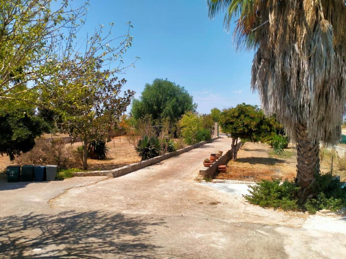 Villa Rizzieddru Galatone Eksteriør billede